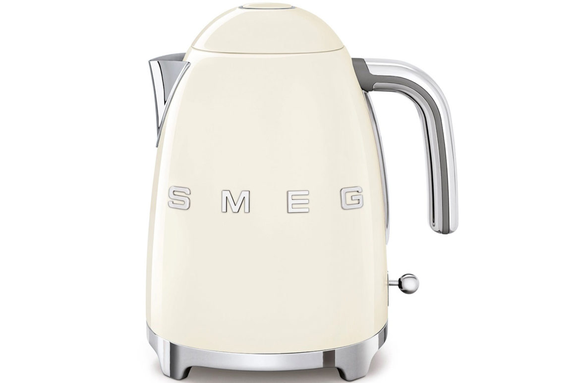 smeg kettle beige