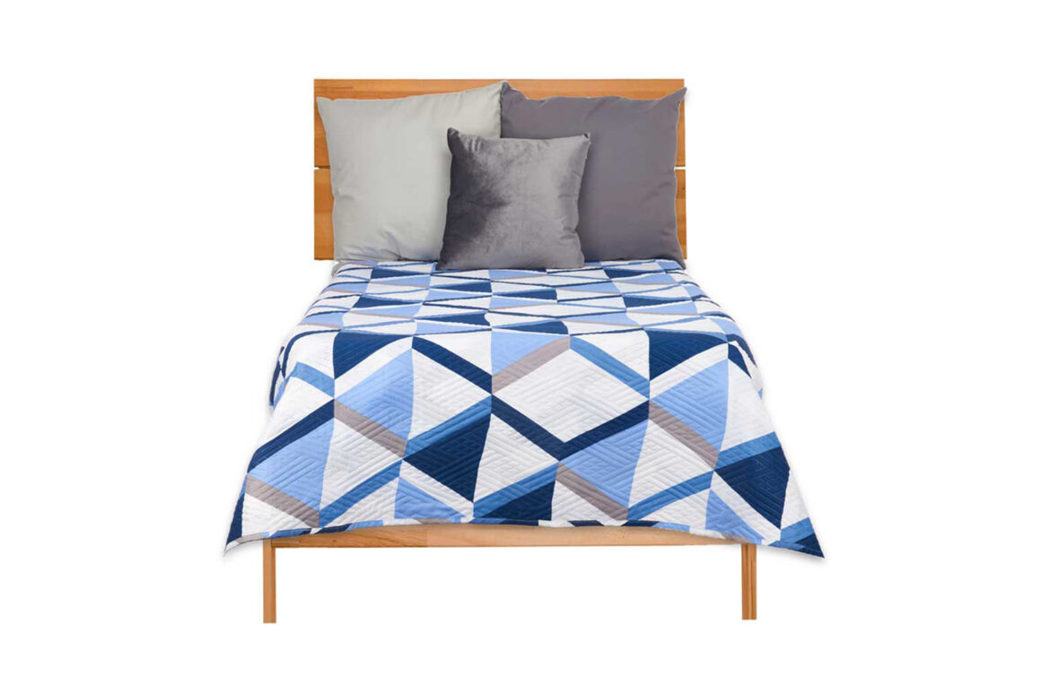 180X260 BLUE TRIANGL BEDSPREAD