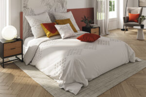 Quilt & Bed Covers