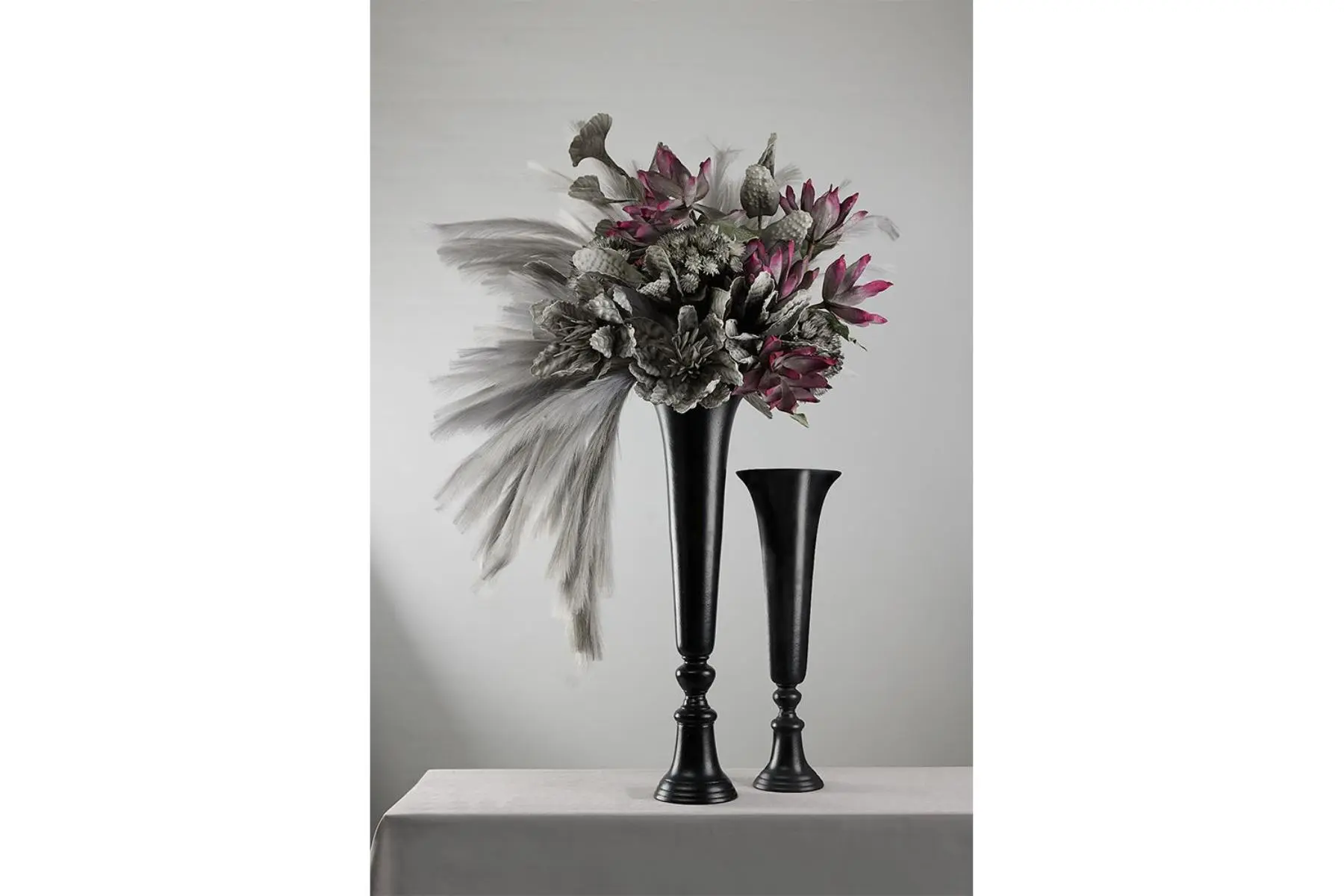 FLORES VASE ALUMINIUM BLACK