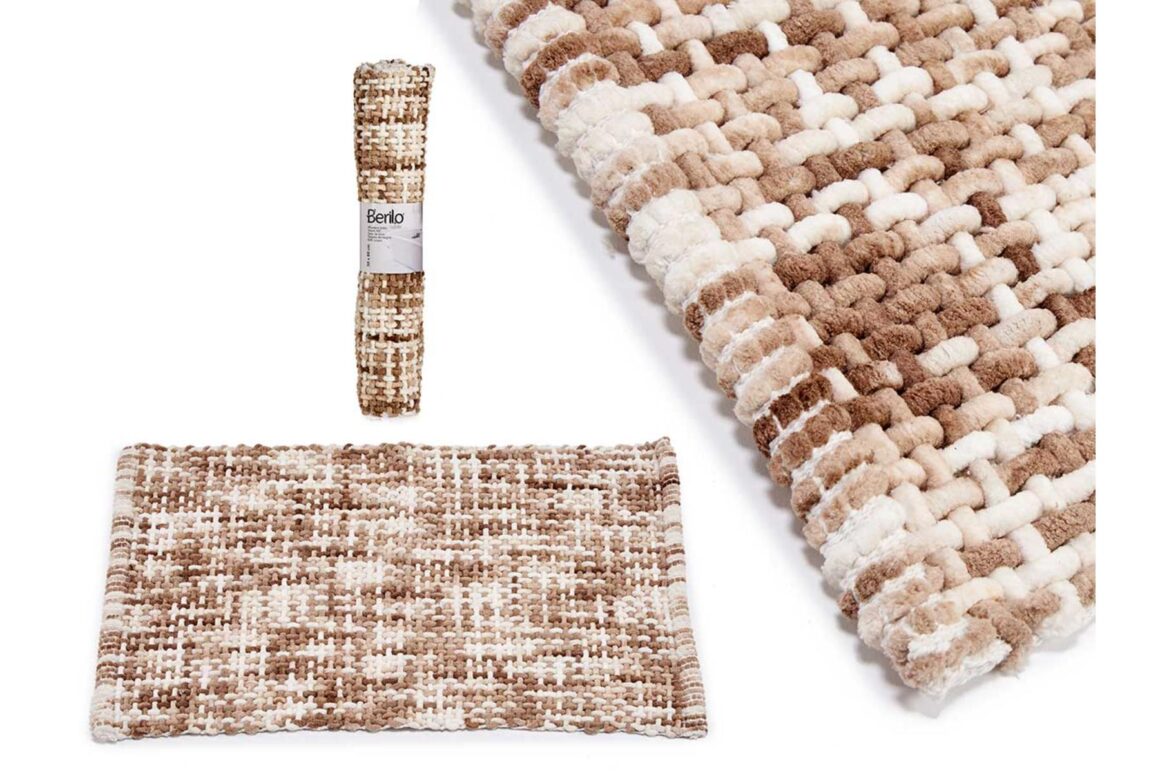 BEIGE KNITTED CARPET 50X80CM