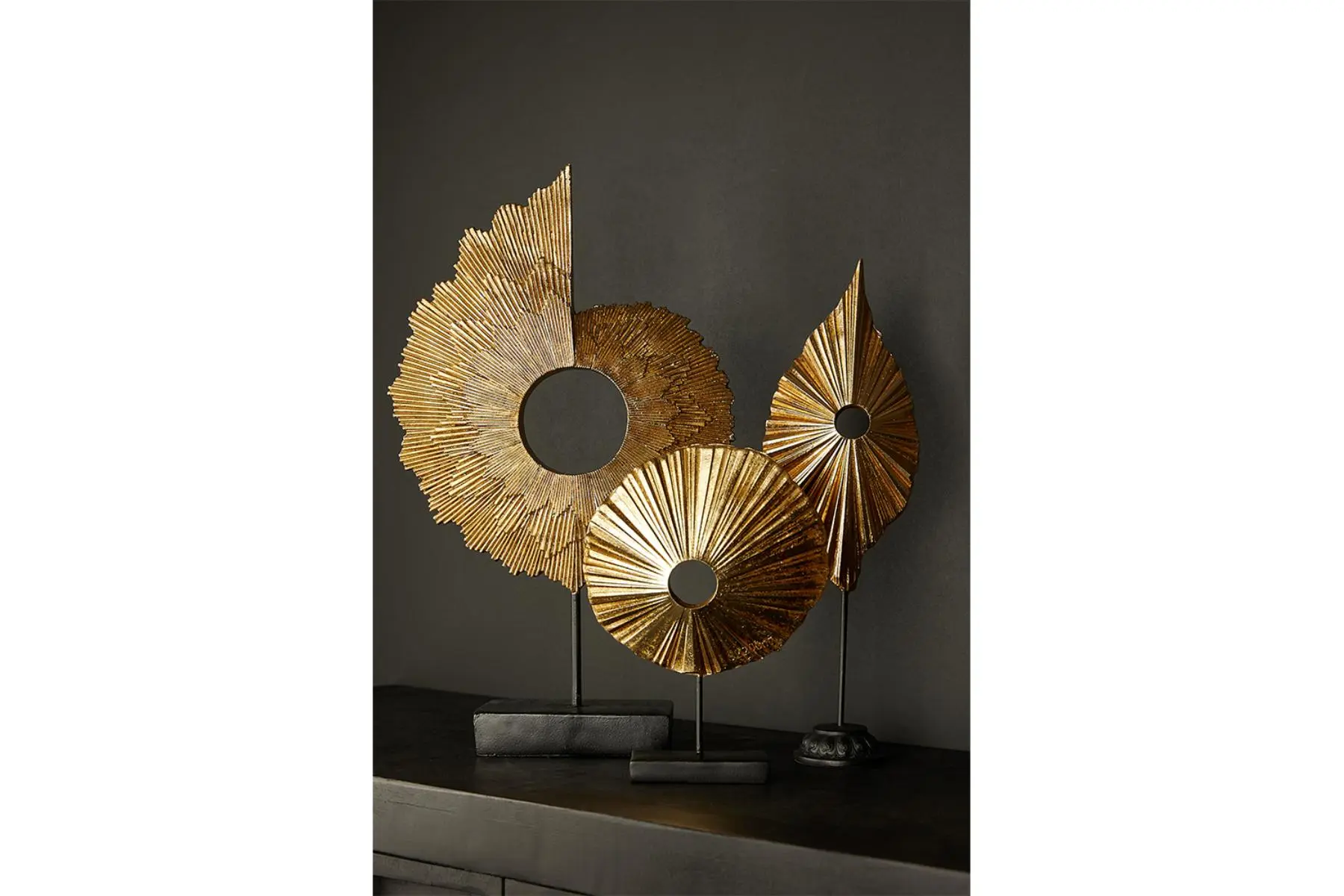 KUNST DECO POLYRESIN GOLD BLCK - Image 2