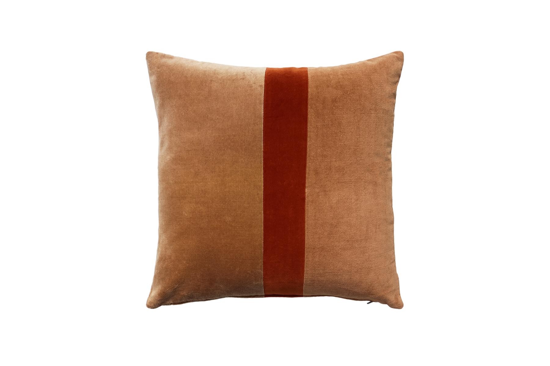 LUXURIUS RIGE PILLOW CARAMEL