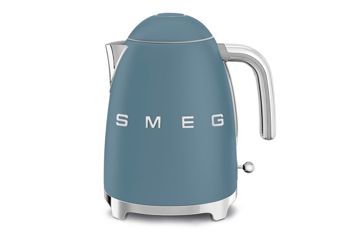 SMEG Kettle - KLF03SBMEU STORM BLUE