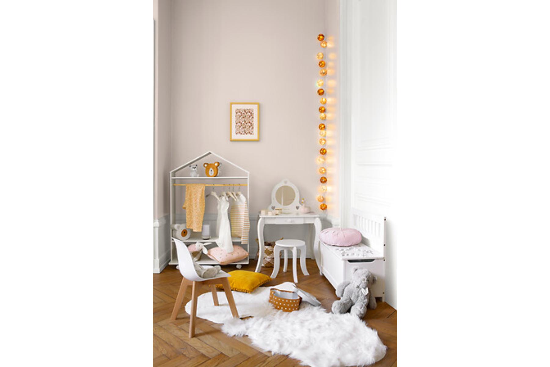 DRESSING TABLE + STOOLMARQUE