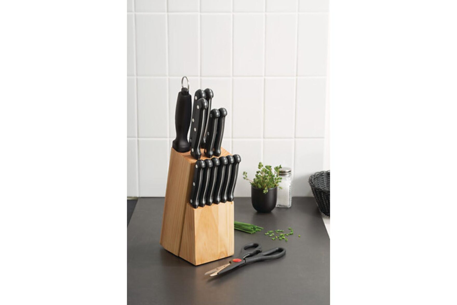 11 KNIVES EVMARQUE