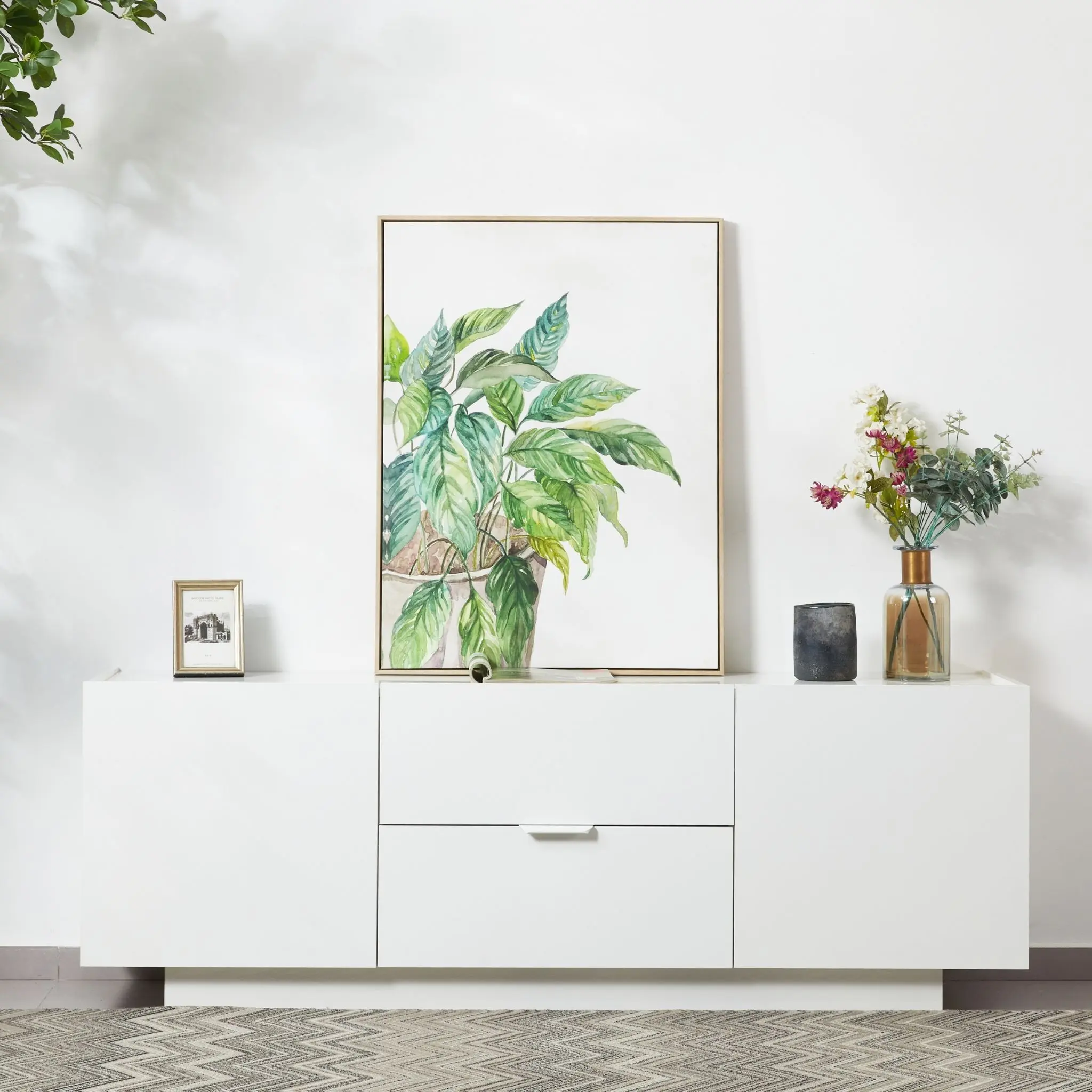 SCREENA Gloss White TV Stand