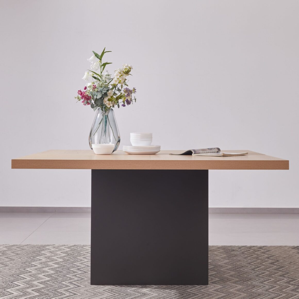 MIELA Dining Table 150×150cm