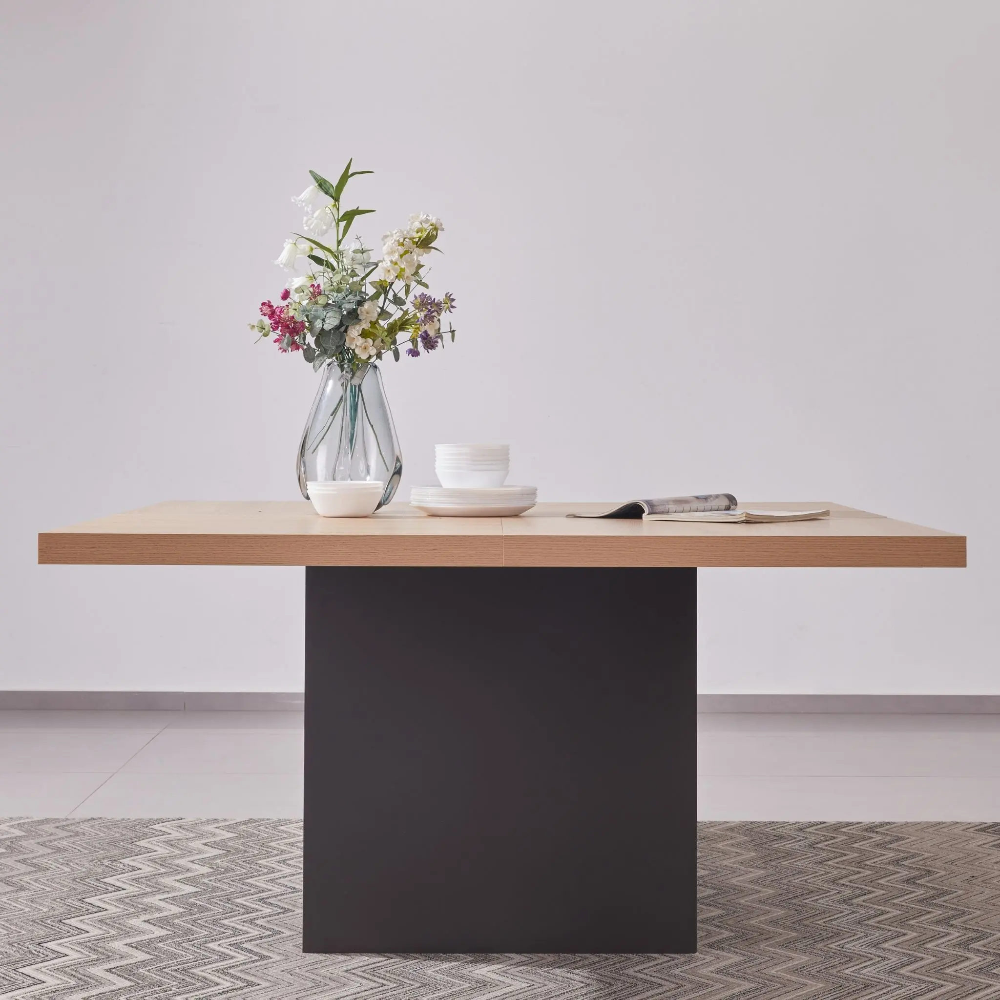 MIELA Dining Table 150×150cm