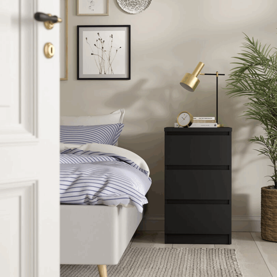 NAIA Black Night Stand Low