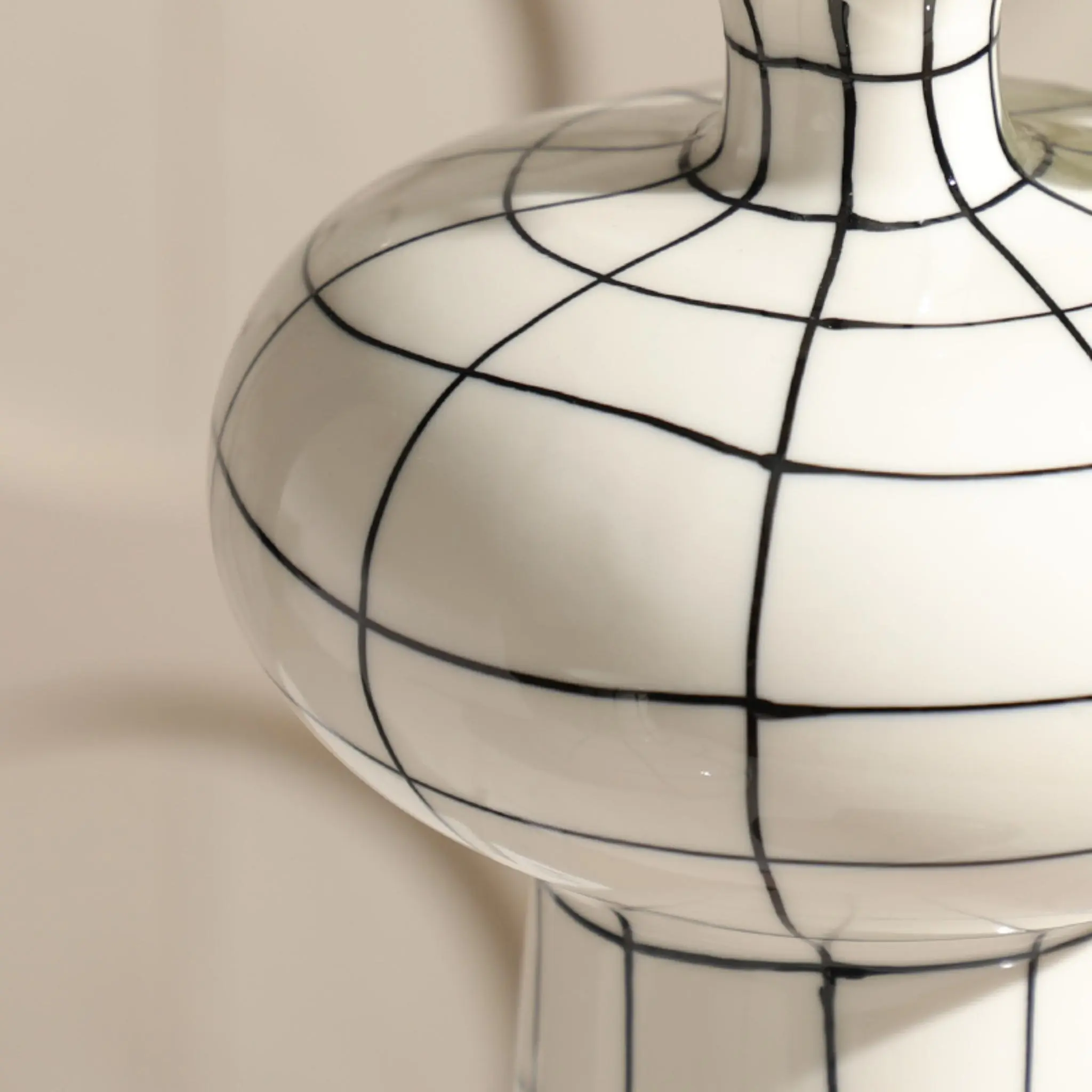 HAND-PAINTED GRID VASE B