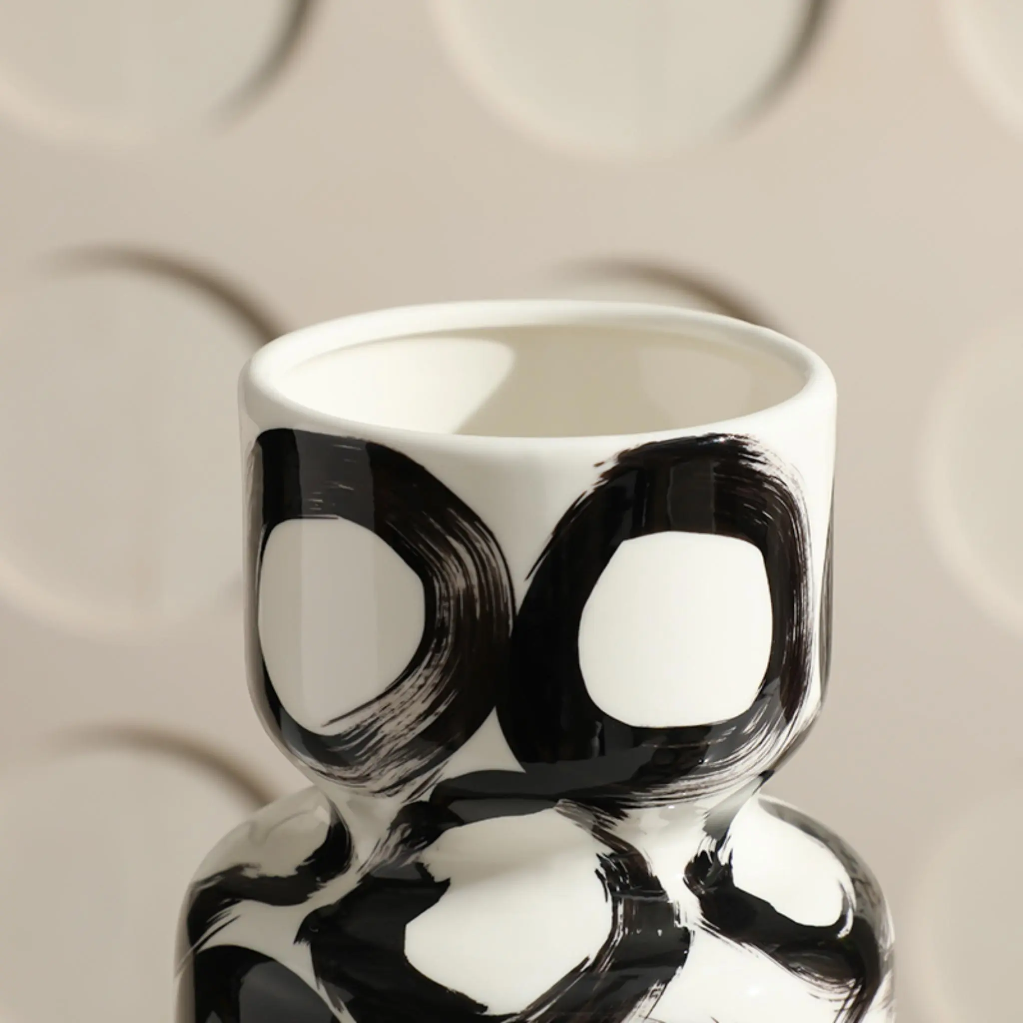 INK CIRCLE STACKED VASE A