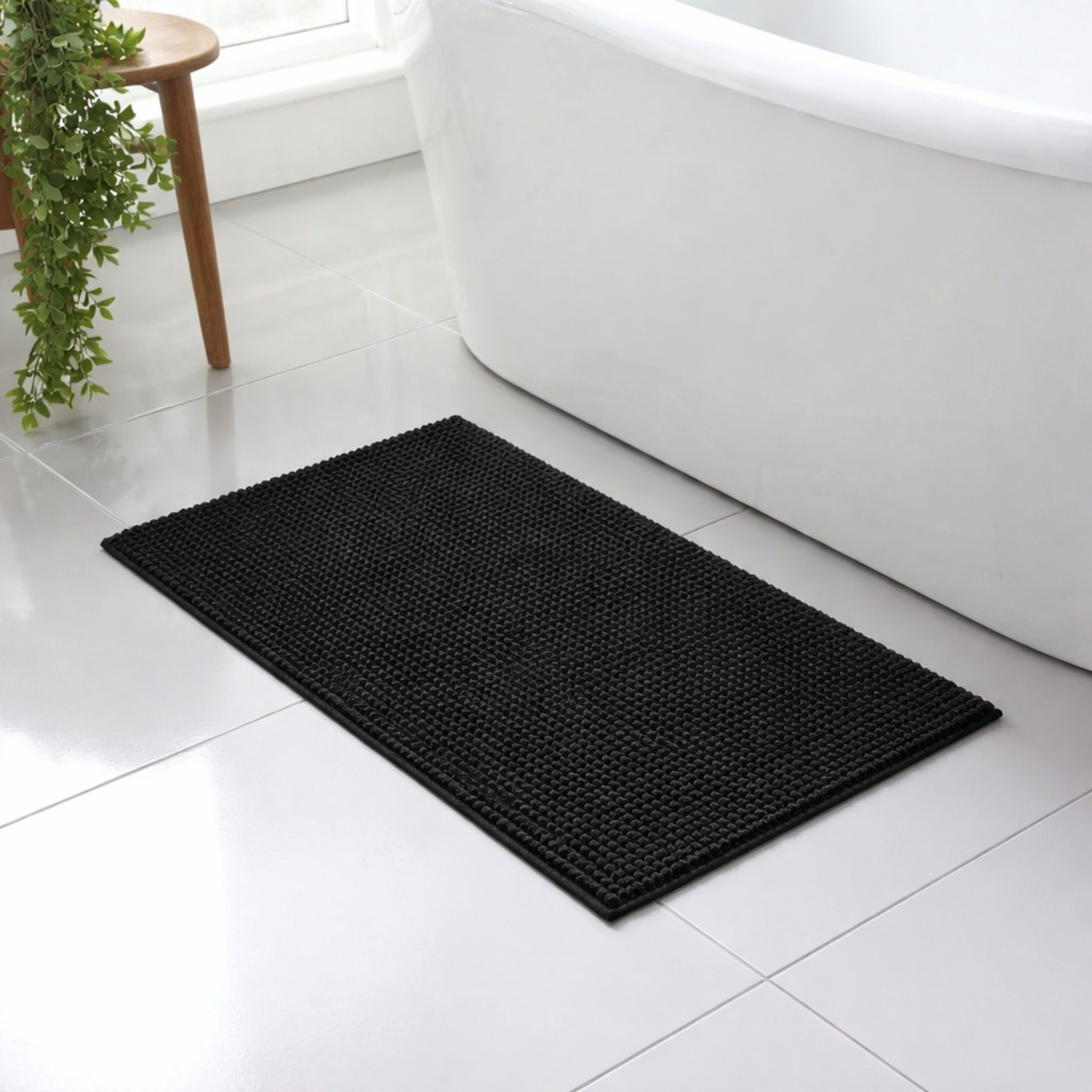 Chenille Bath Mat Black